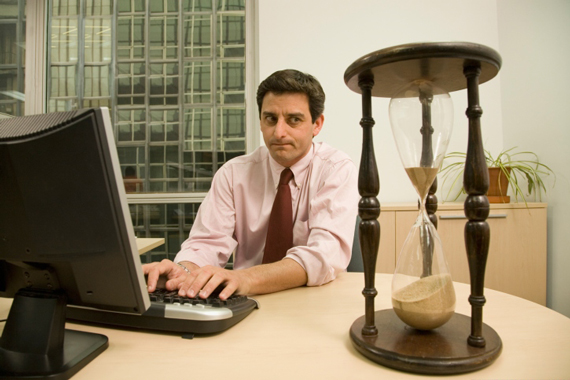 定時に帰りたい人が実践すべき、業務スピードを上げる3つのコツのイメージ画像